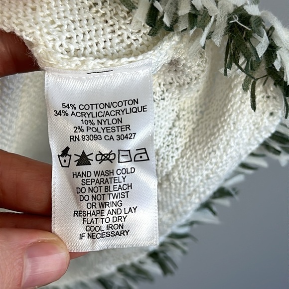 Nic+Zoe Fringe Hem Sweater Size XL - Picture 6 of 14